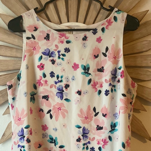 Beautiful & fresh CeCe floral sleeveless dress - Picture 3 of 6